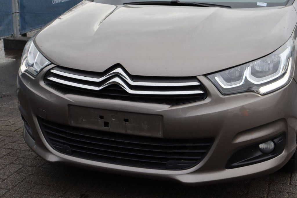 Passenger car Citroën C4 Petrol 130 hp 2016 (Margin)