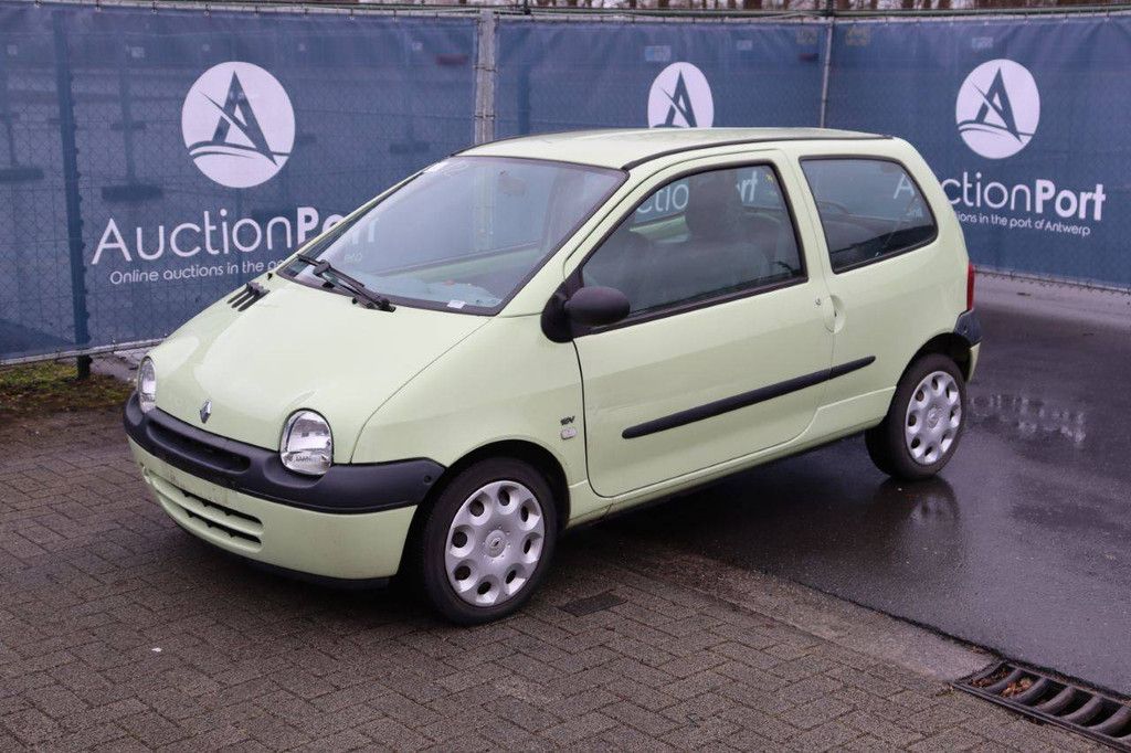Passenger car Renault Twingo Petrol 58 hp 2005 (Margin)