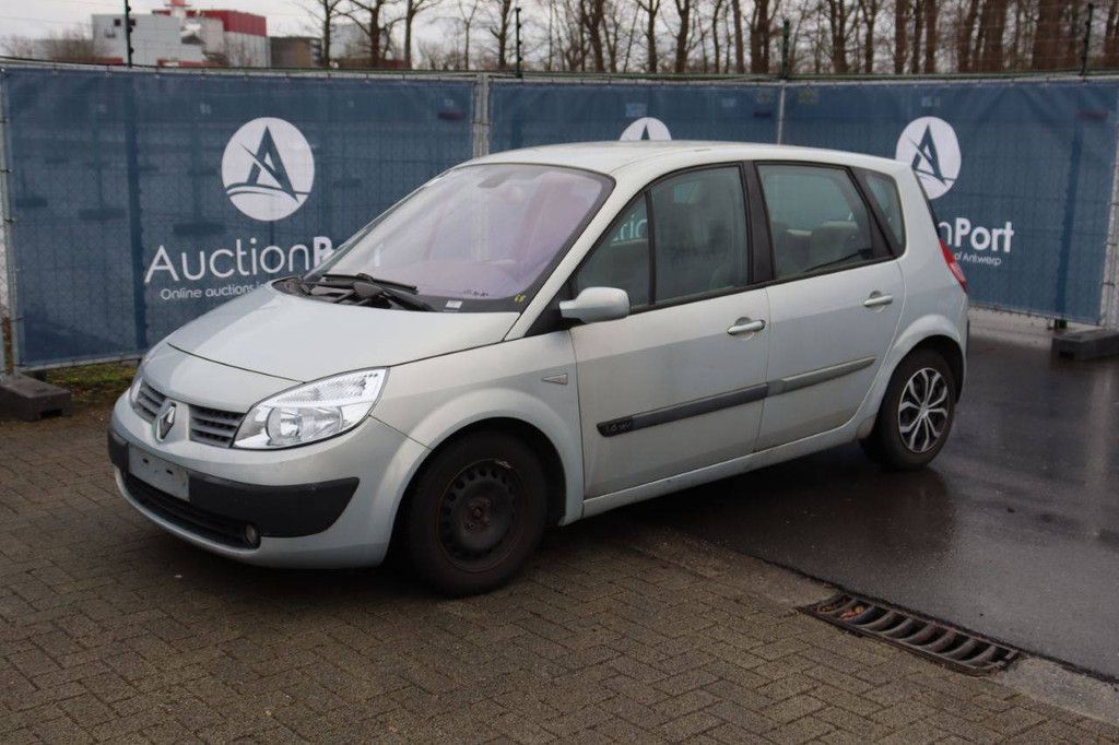 Passenger car Renault Scenic Petrol 113 hp 2004 (Margin)