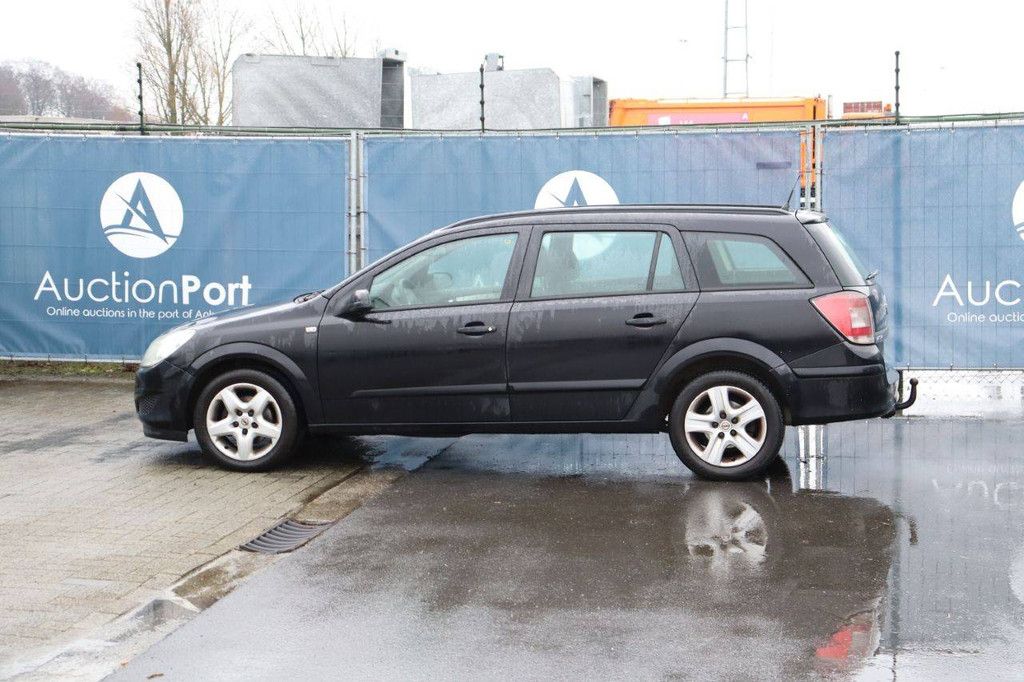 Passenger car Opel Astra Diesel 100 hp 2007 (Margin)
