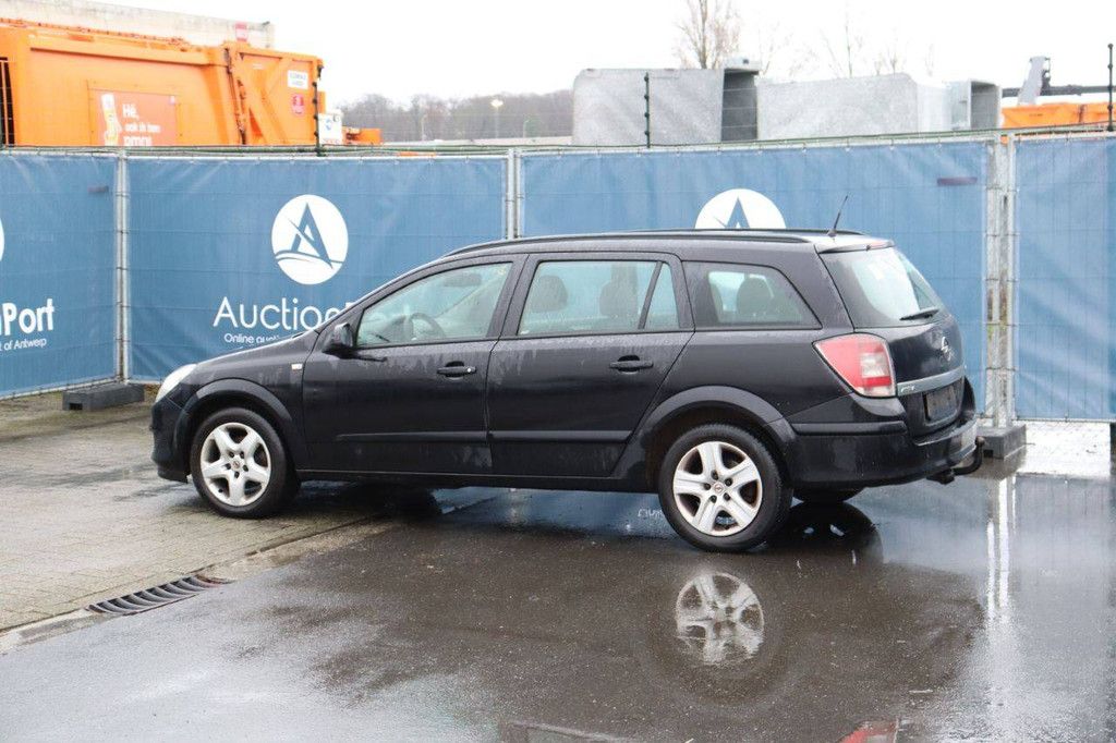 Passenger car Opel Astra Diesel 100 hp 2007 (Margin)