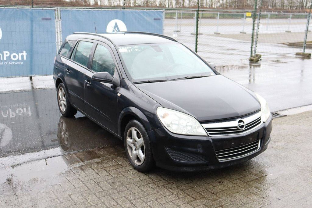 Passenger car Opel Astra Diesel 100 hp 2007 (Margin)