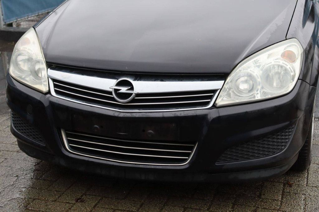 Passenger car Opel Astra Diesel 100 hp 2007 (Margin)