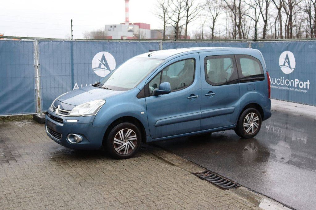 Pkw Citroën Berlingo Benzin 98 PS 2013 (Marge)