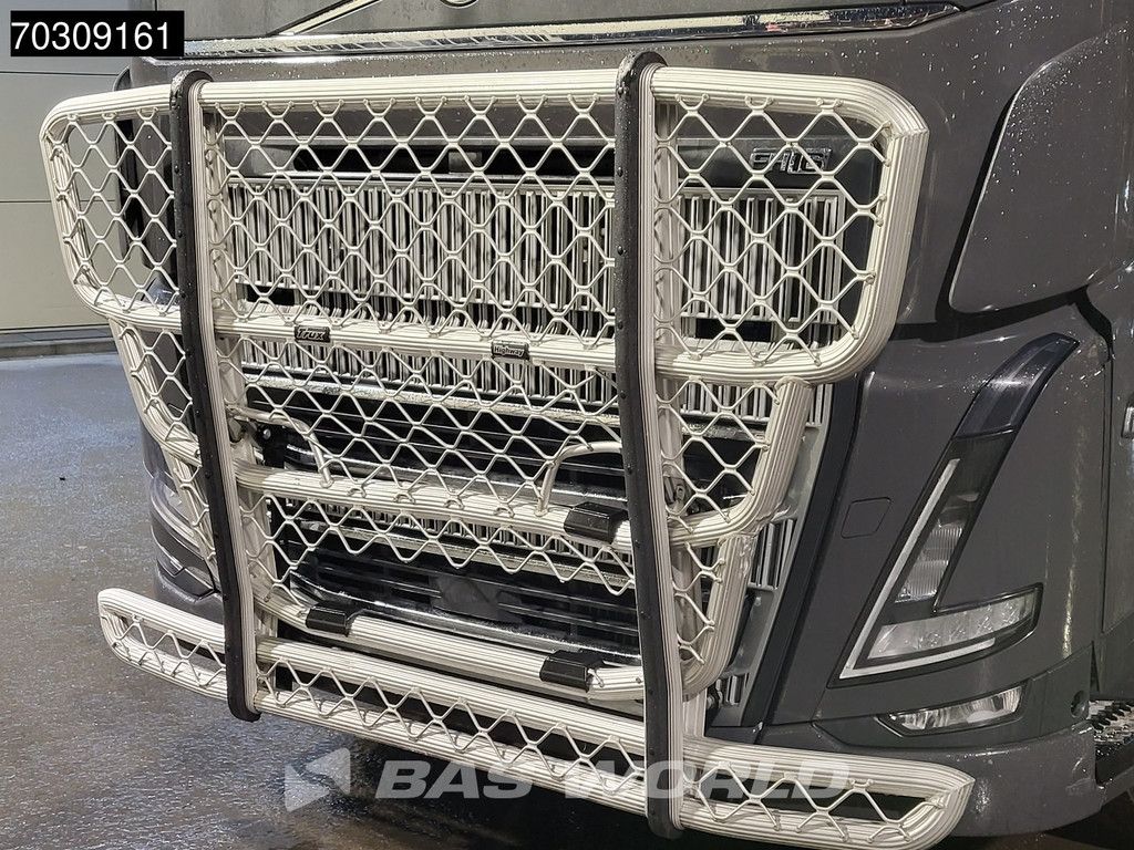 Volvo FH FH16 750 10X4 10x4 chassis Lift+Steering axle dynamic steering Automatic Euro 6