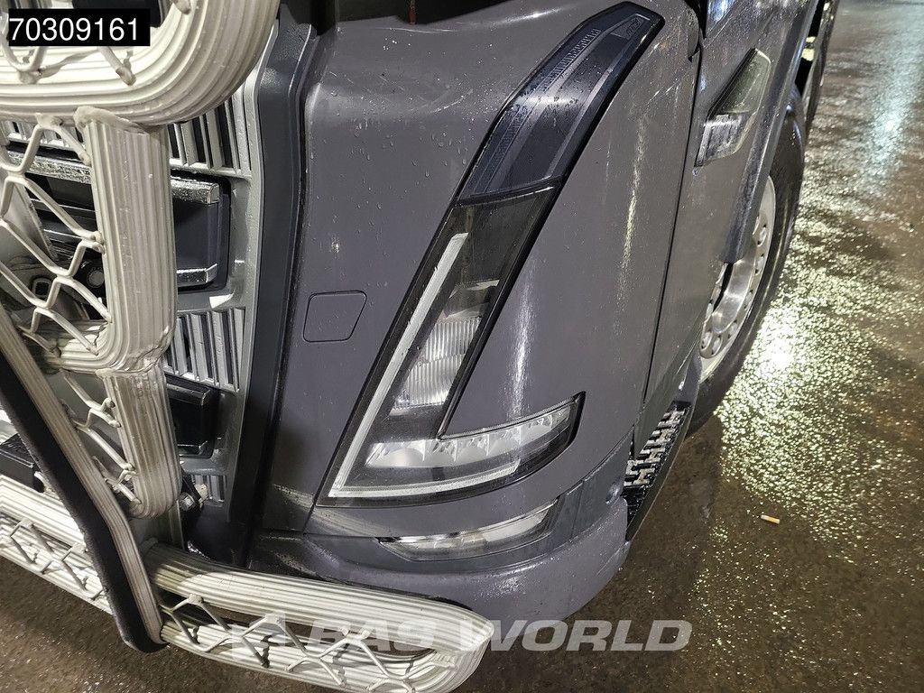 Volvo FH FH16 750 10X4 10x4 chassis Lift+Steering axle dynamic steering Automatic Euro 6