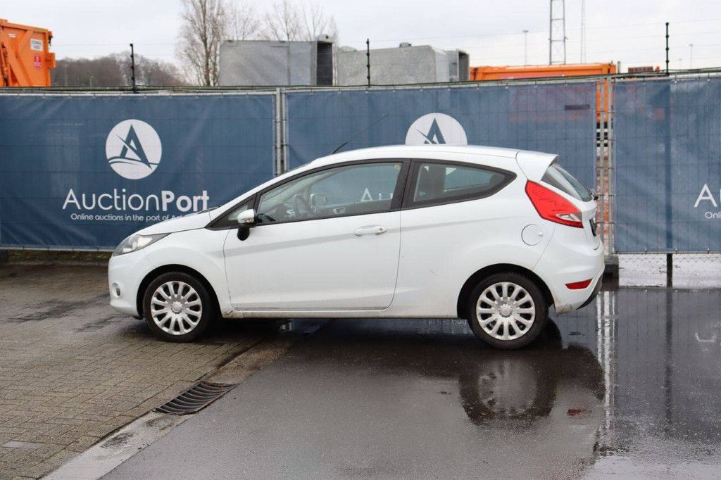 Passenger car Ford Fiesta Petrol 60 hp 2012 (Margin)