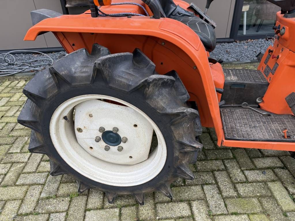 Kubota Bultra B1-17
