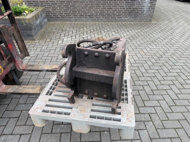 Dehaco Ibex Sloophamer Prikker CW10 geschikt voor 4 / 8 Tons Min