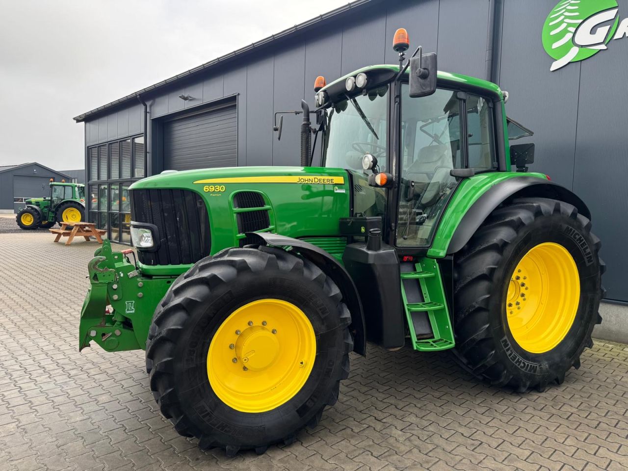 John Deere 6930 Premium AQ