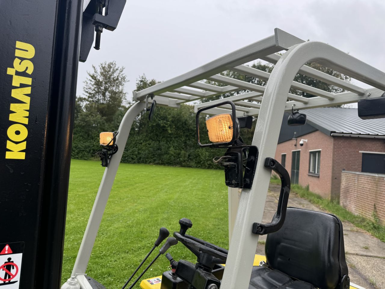 Komatsu 1500KG elektrisch triplo mast 550cm + freelift