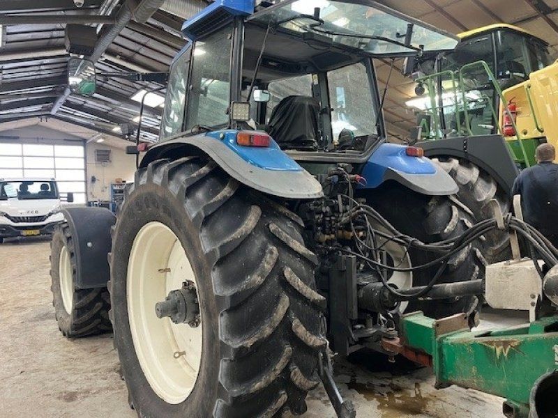 New Holland TM165 ULTRA