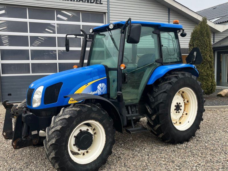 New Holland T5050 Med frontlift