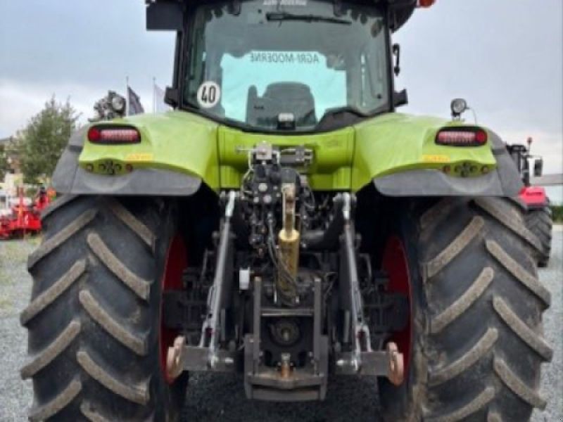Claas Arion 850