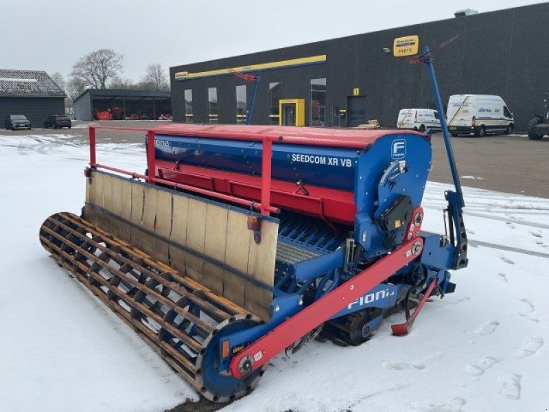 Fiona 4M SEEDCOM XR-VB