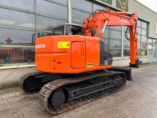 Hitachi ZX 135 US