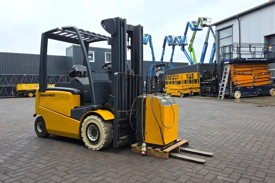 Jungheinrich EFG425K Electric, 2500kg Capacity, Lifting Height