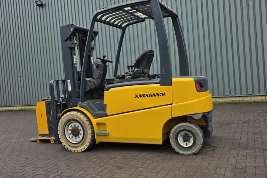 Jungheinrich EFG535 Electric, Lifting Height 4700mm, Freelift 1