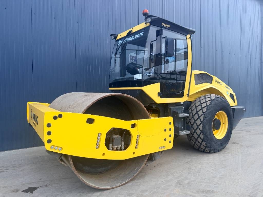 Bomag BW213D-5