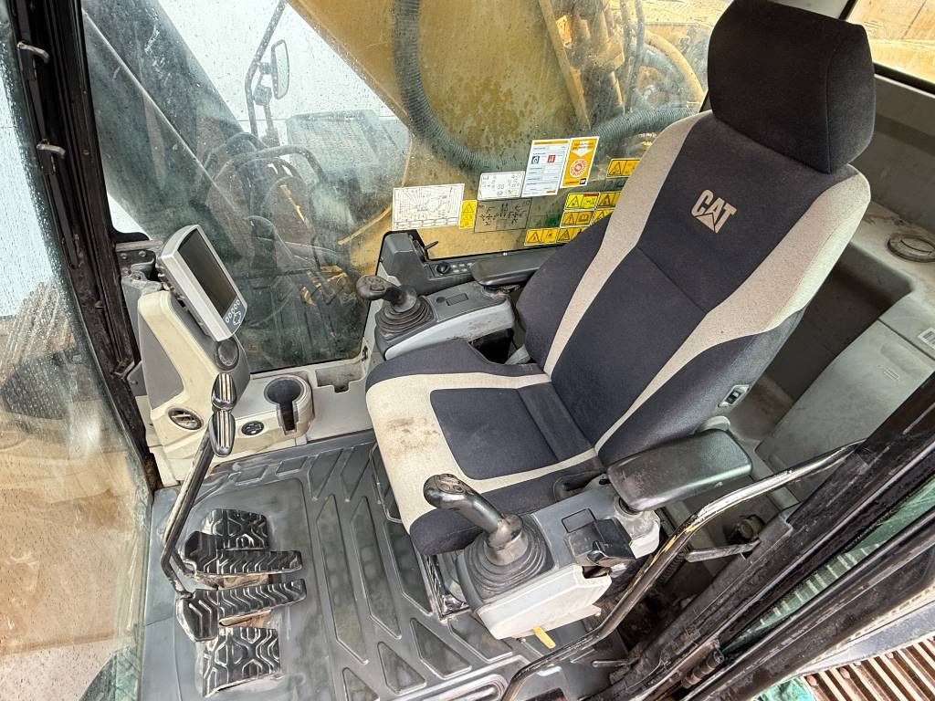 CAT 349EL - Hammer Lines / Quick Coupler