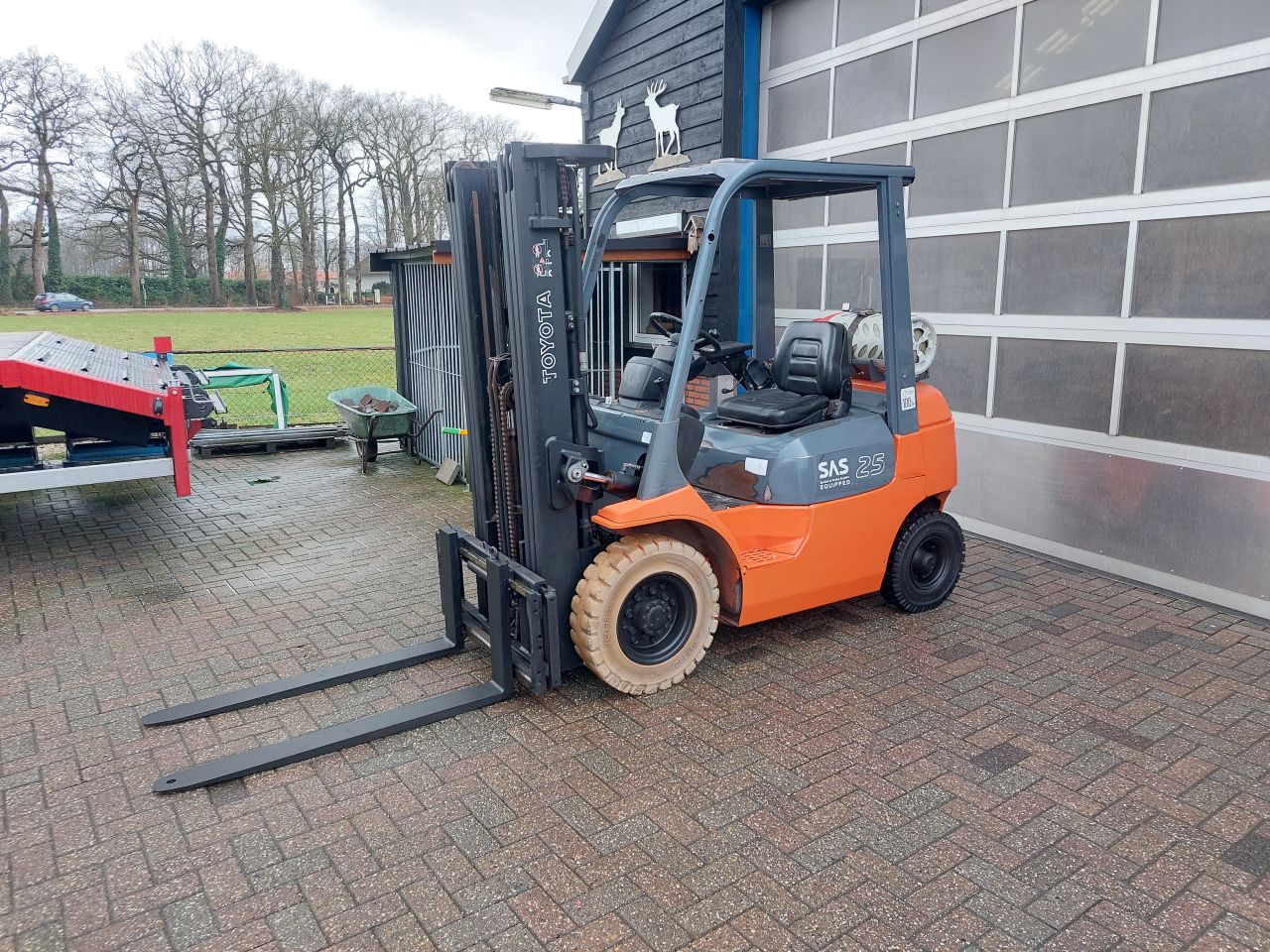 Toyota 42-7FGF25 3 delige mast sideshift