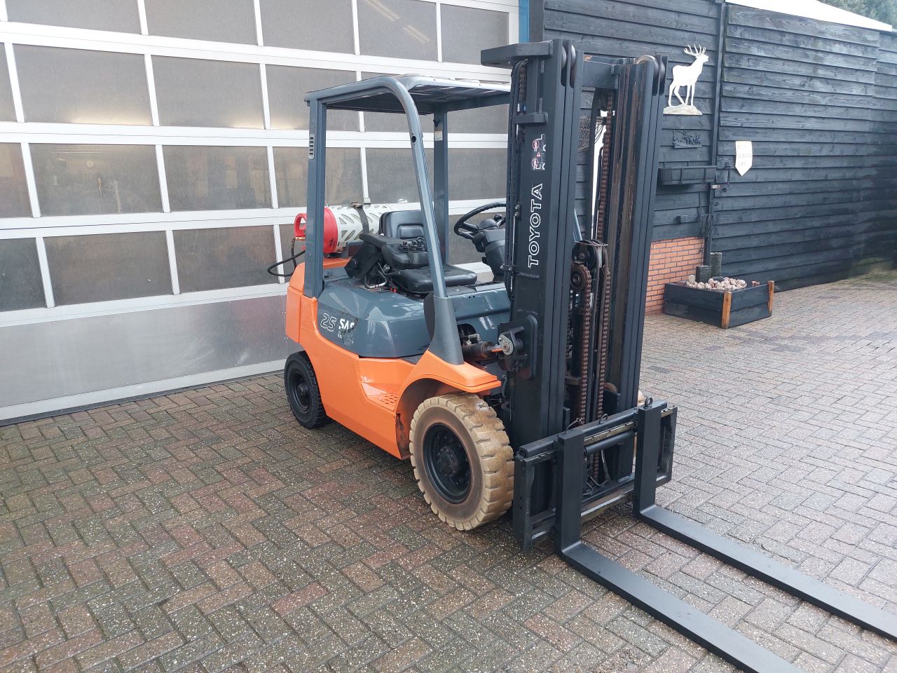 Toyota 42-7FGF25 3 delige mast sideshift