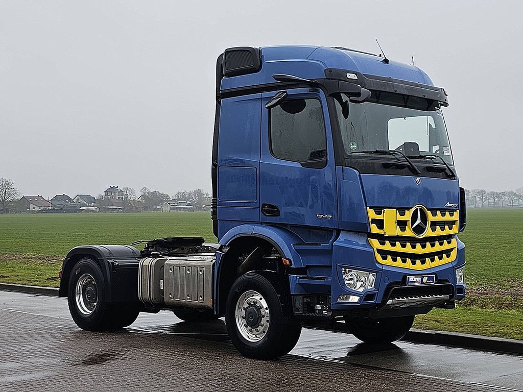 MERCEDES-BENZ ACTROS 1843 4x4