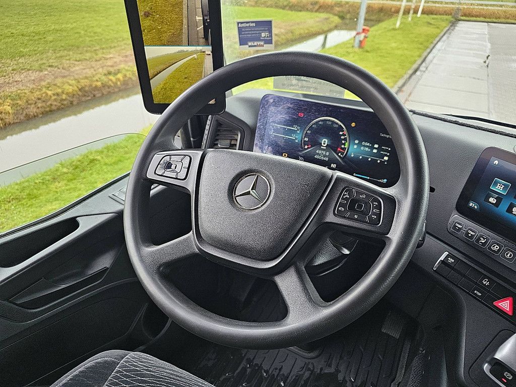 MERCEDES-BENZ ACTROS 1843 4x4