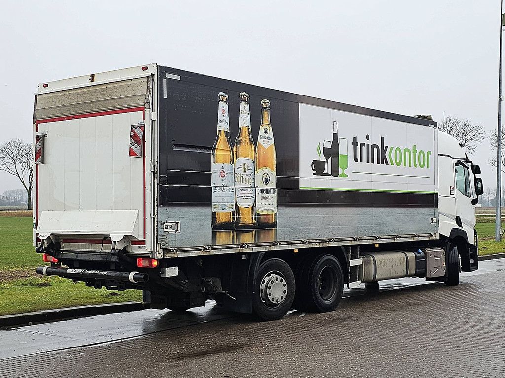 RENAULT T 460 6x2 steeraxle lift