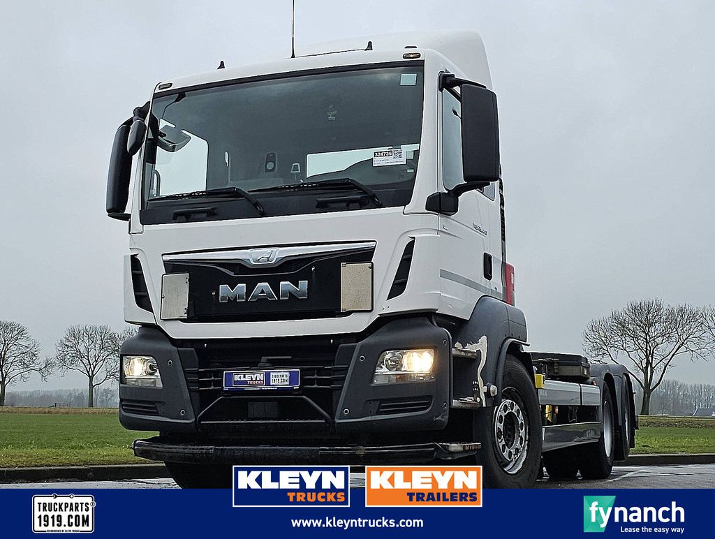 M.A.N. 26.440 TGS 6x2-4 intarder