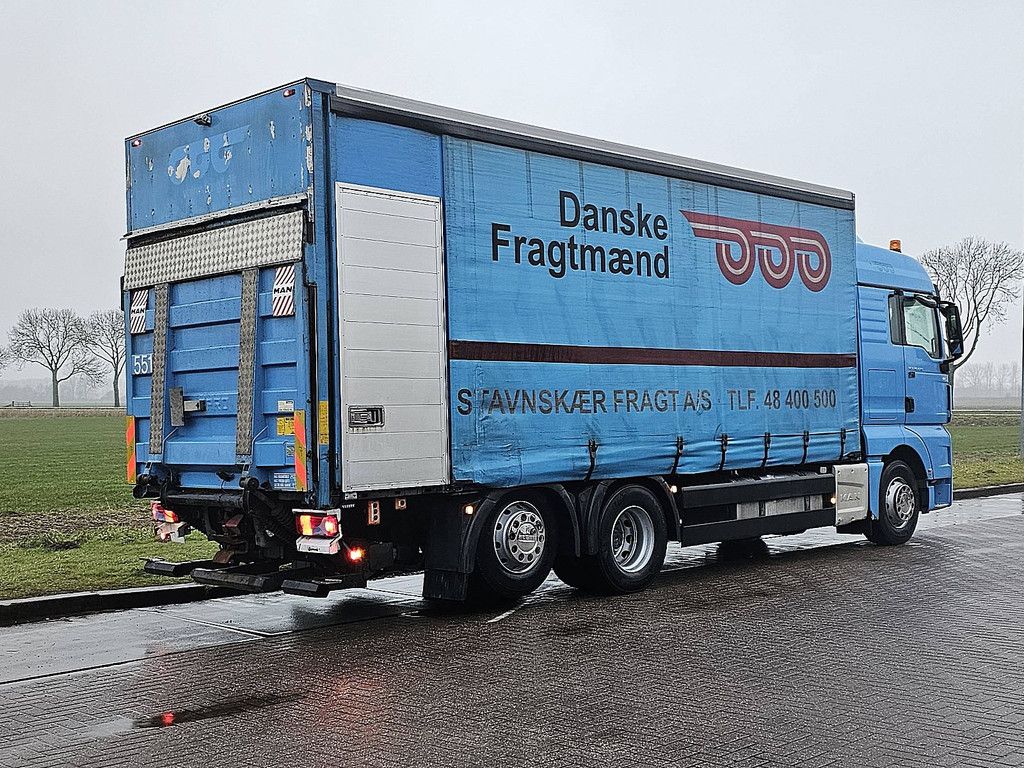 M.A.N. 26.470 TGX schuizeil laadklep!