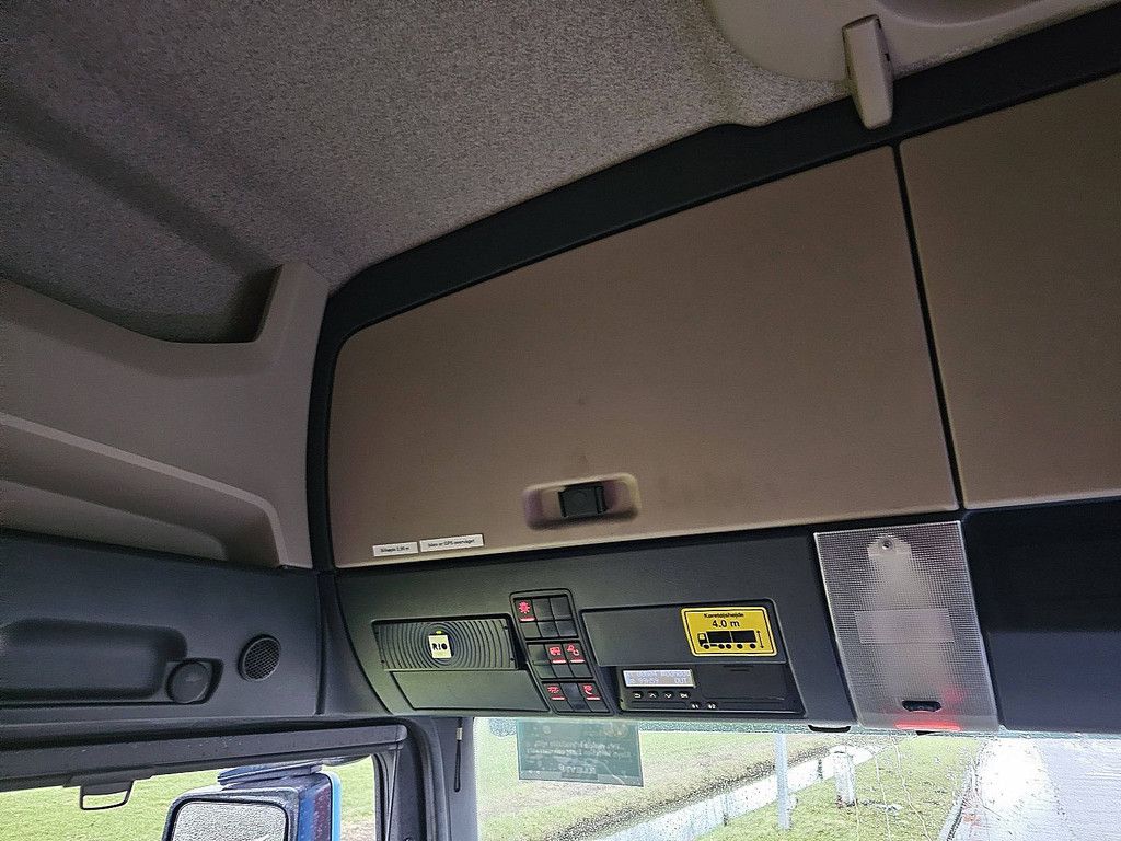 M.A.N. 26.470 TGX schuizeil laadklep!