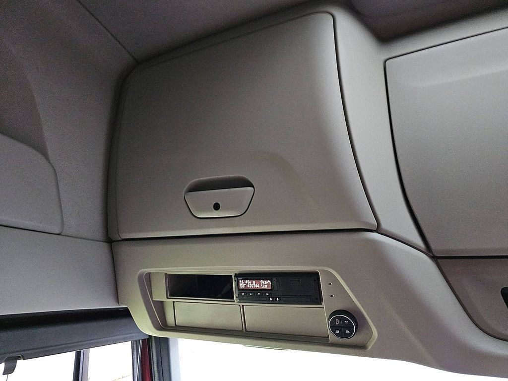 IVECO S-WAY AS440S48