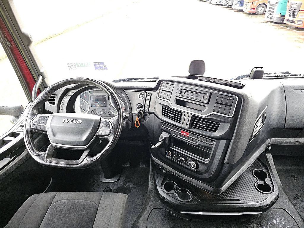 IVECO S-WAY AD440S48