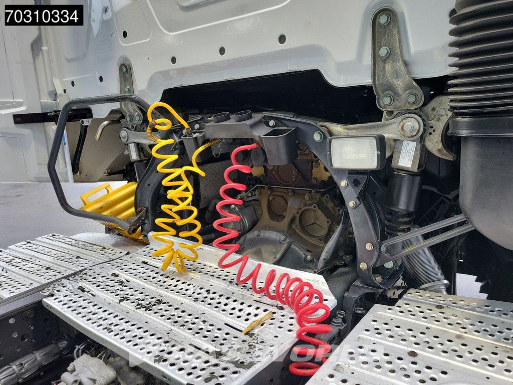 Mercedes Actros 1845 4X2 Bigspace 2xTanks