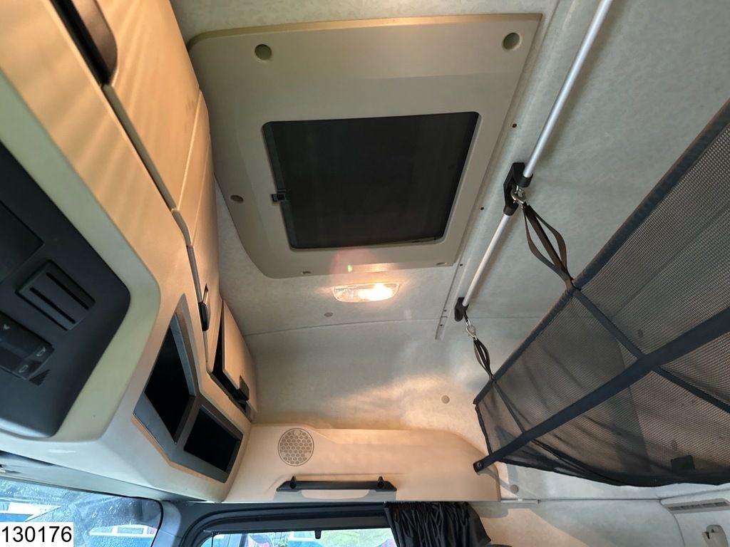 Mercedes Actros 2548 6x2, EURO 6, Lift roof