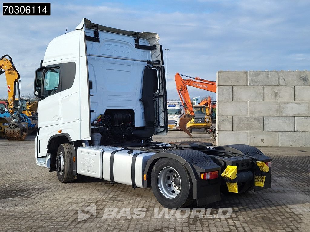 Ford F-Max 500 4X2 2xTanks Navi