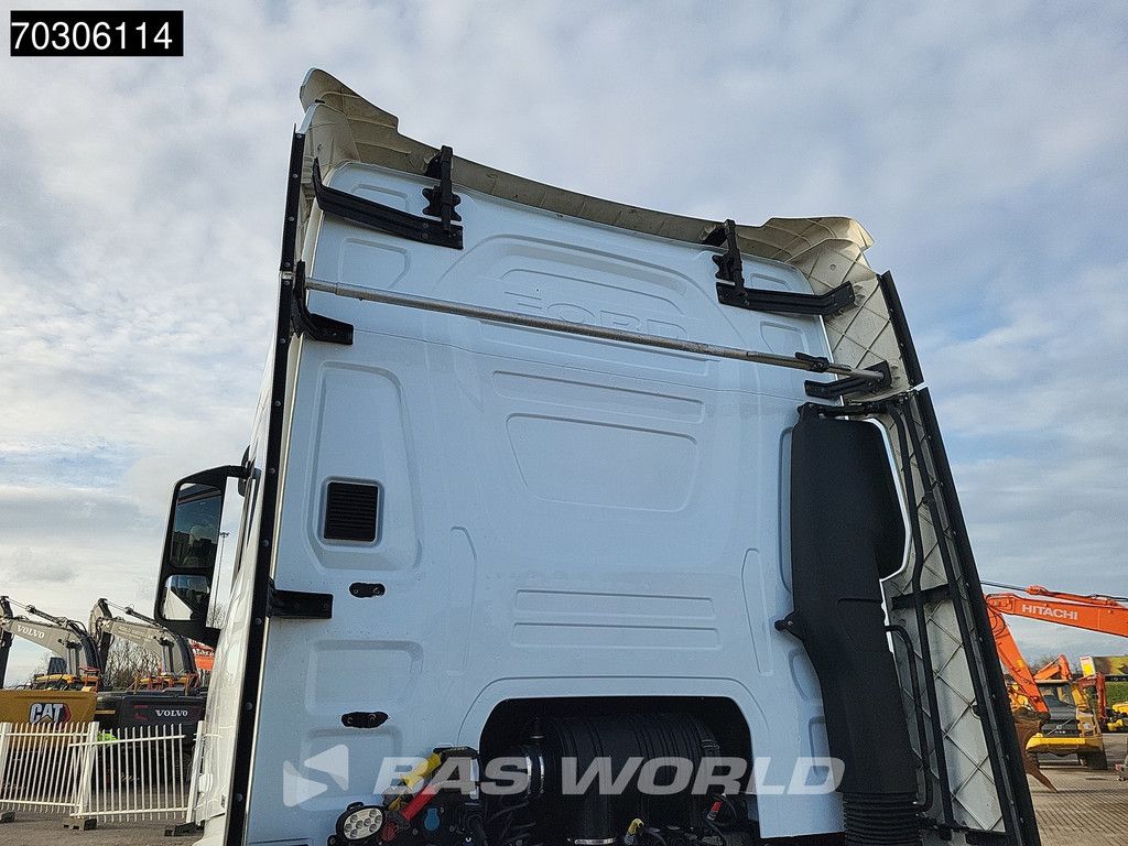Ford F-Max 500 4X2 2xTanks Navi