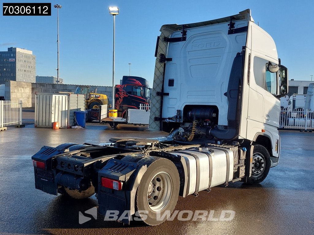 Ford F-Max 500 4X2 2xTanks Navi