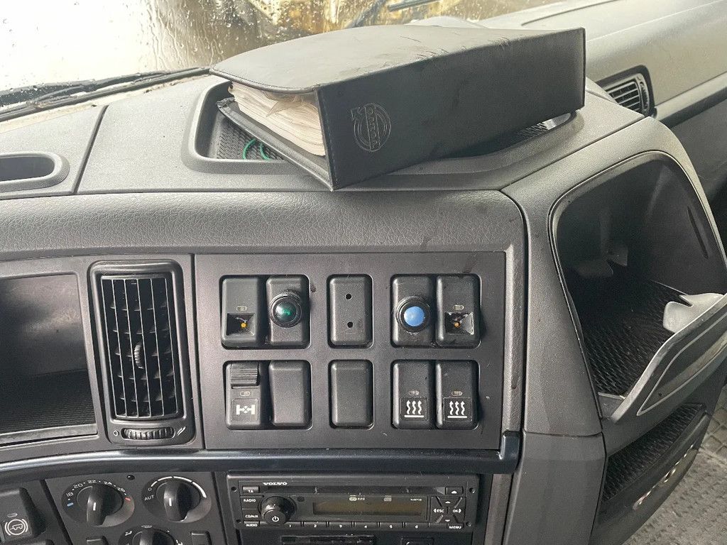 Volvo FH 420 Bakwagen met laadklep Euro 5 !