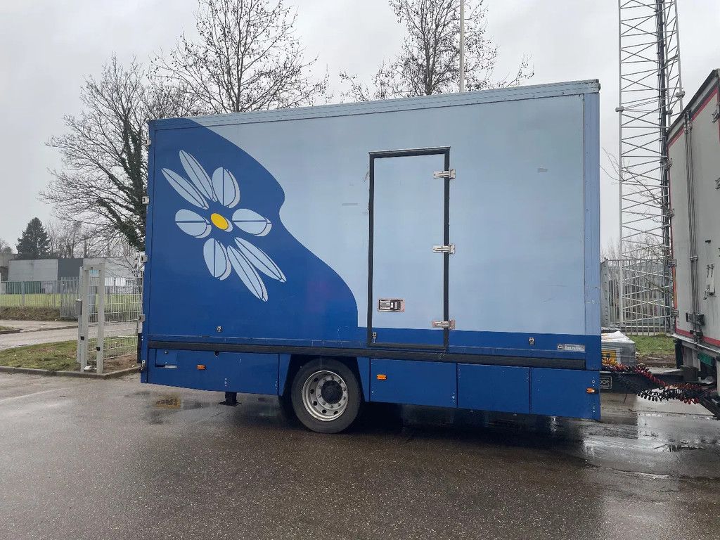 Floor FLWA 10 bloemen aanhanger 1 as