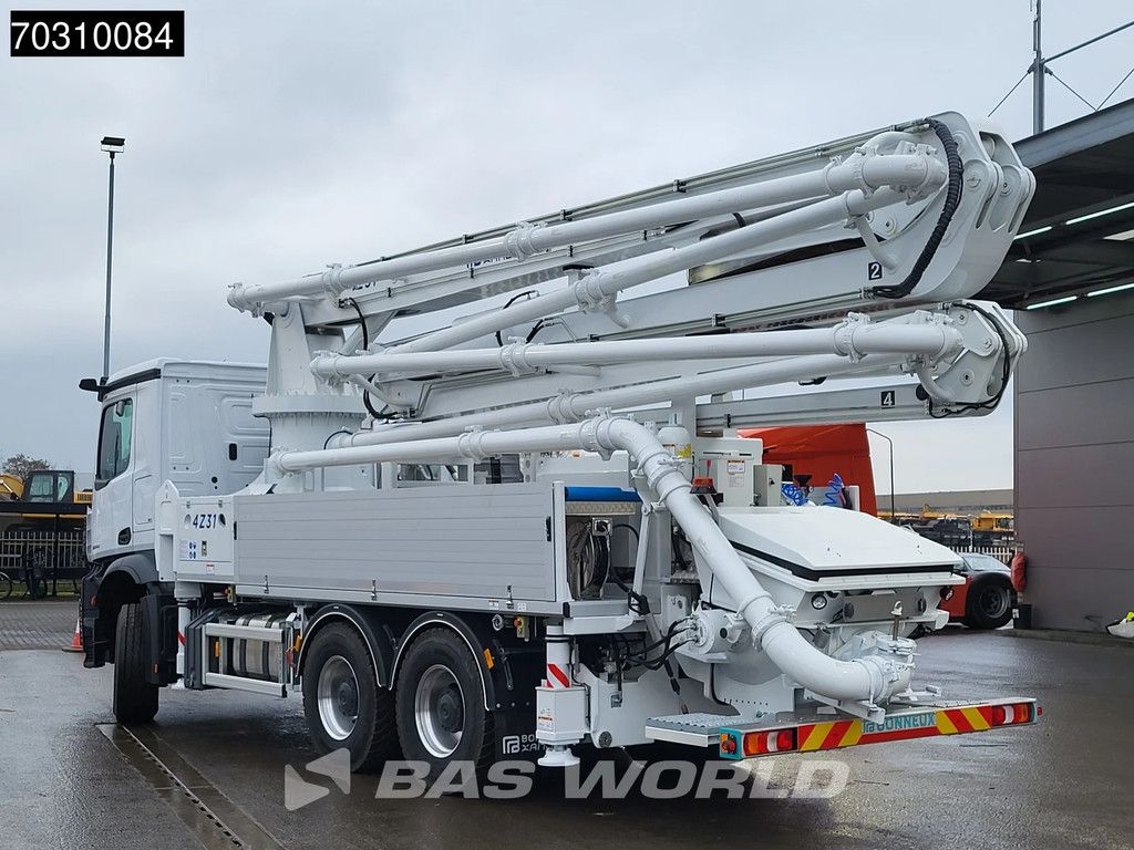 Mercedes Arocs Arocs 2843 6X4 NEW! 31mtr 4x extendable Bonneux concrete pump Remote Control Euro 6