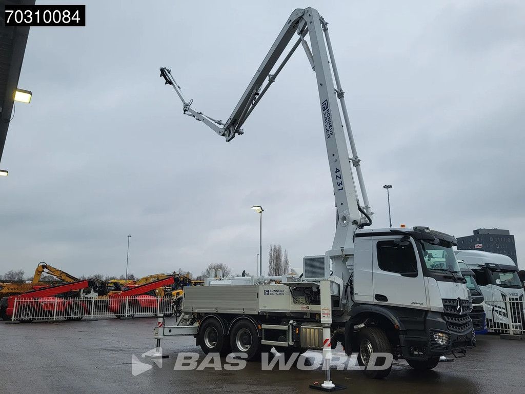 Mercedes Arocs Arocs 2843 6X4 NEW! 31mtr 4x extendable Bonneux concrete pump Remote Control Euro 6