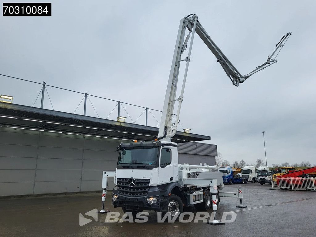Mercedes Arocs Arocs 2843 6X4 NEW! 31mtr 4x extendable Bonneux concrete pump Remote Control Euro 6
