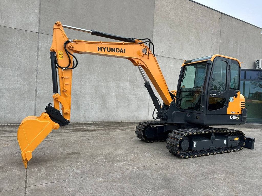 Raupenbagger Hyundai R60VS Diesel 40,5 kW 2016