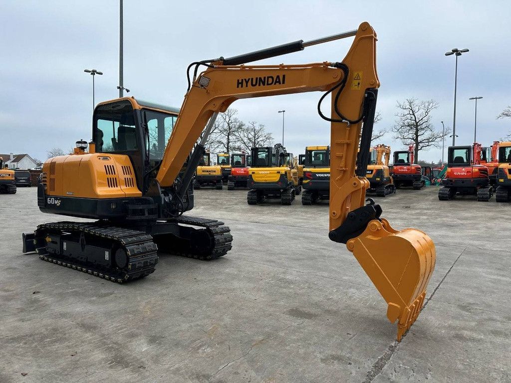 Raupenbagger Hyundai R60VS Diesel 40,5 kW 2016