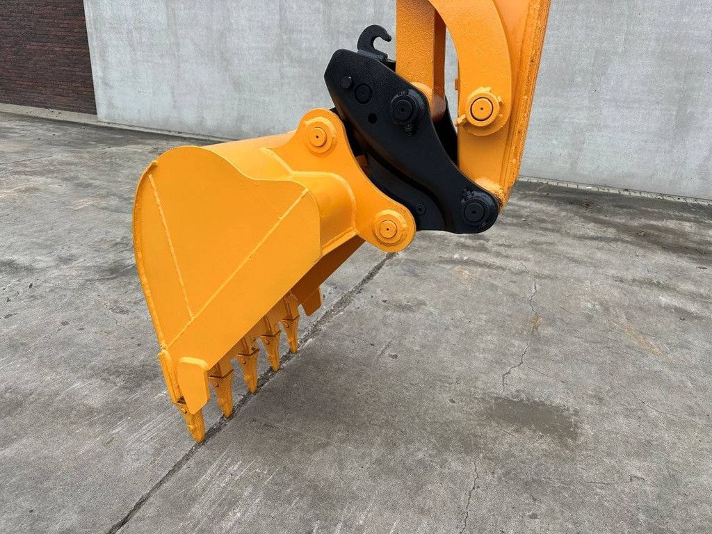 Raupenbagger Hyundai R60VS Diesel 40,5 kW 2016