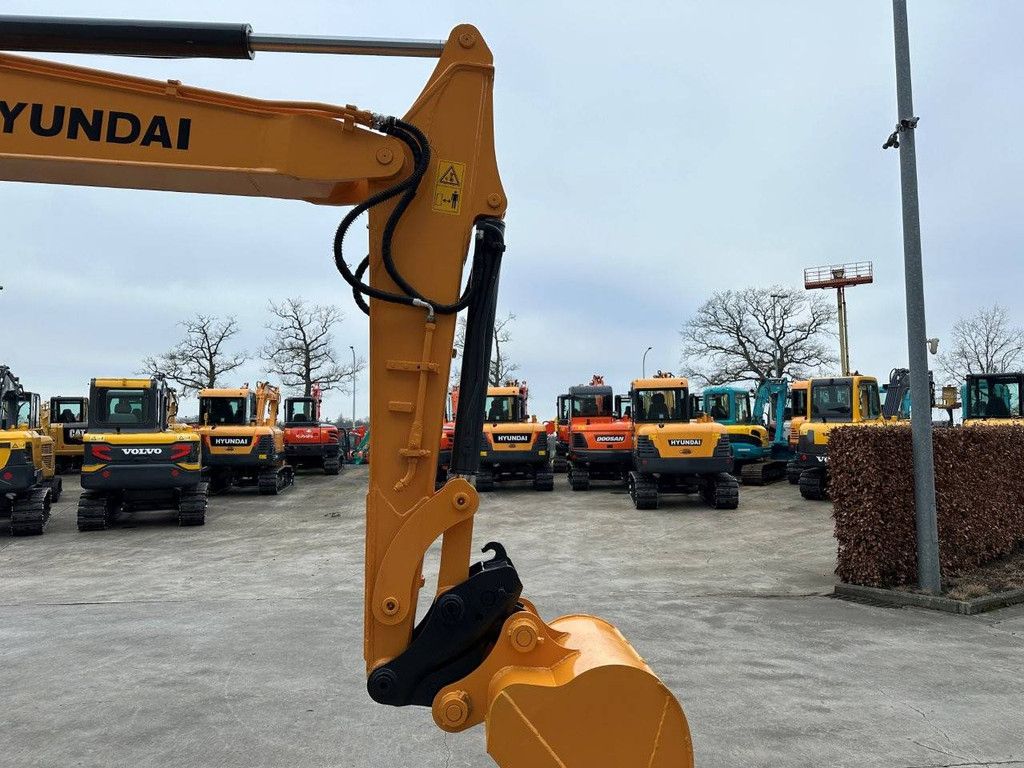 Raupenbagger Hyundai R60VS Diesel 40,5 kW 2016