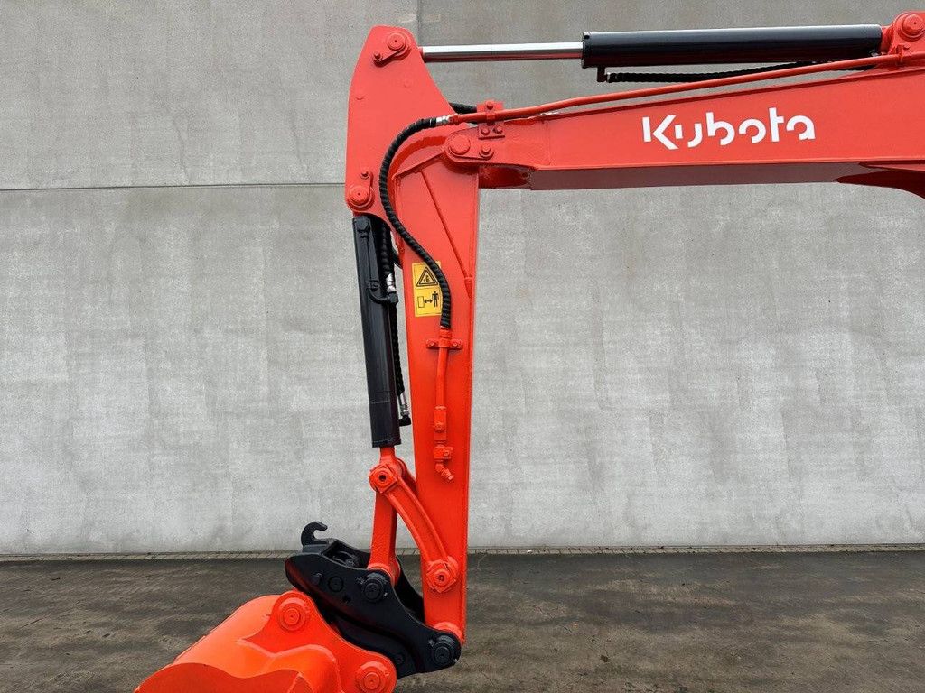 Raupenbagger Kubota KX155-3SZ Diesel 29,4 kW 2012