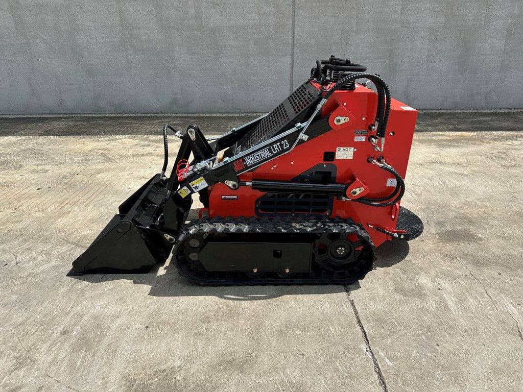 Kompaktlader AGT LRT23 Benzin 15 PS 2025 Neu